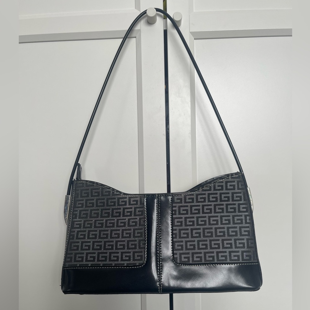 10$ ❤️ Black and Gray Shoulder Bag